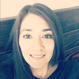 Meet your Posher, Ana